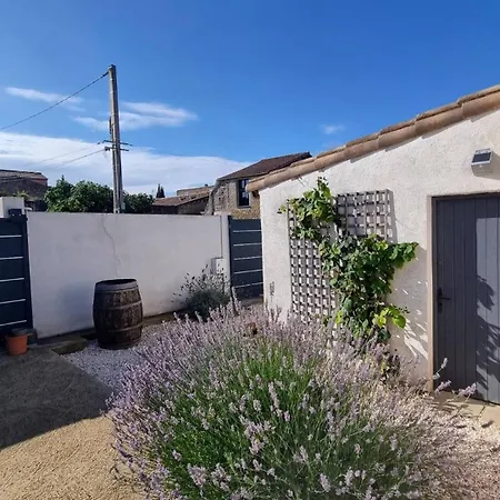 Apartmán Isanna Piscine 15 Min De La